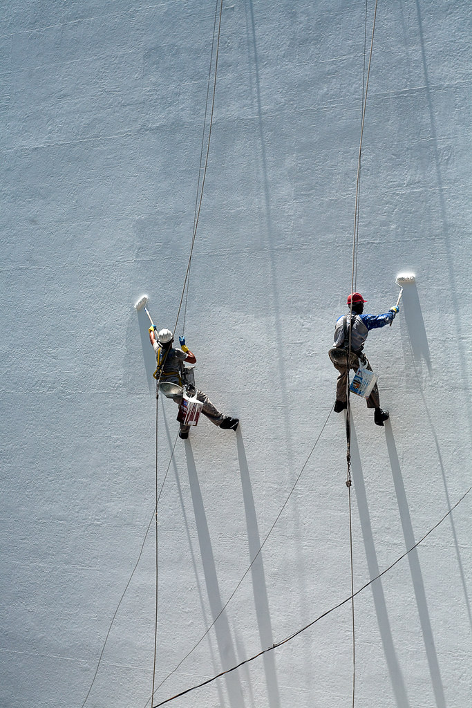 Tinta Emborrachada ou Manta Líquida: Descubra a Diferença e Evite Infiltrações